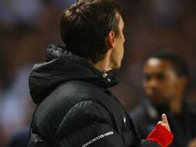 Η άσεμνη χειρονομία του Νέβιλ στον Τέβες