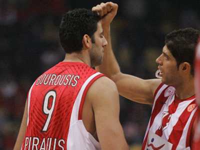 Πολυτιμότερος ο Μπουρούσης