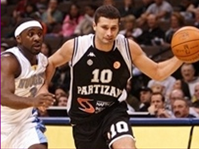 Άνετα το Ντένβερ, 102-70 την Παρτιζάν