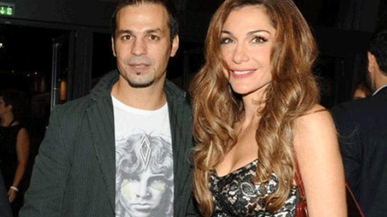 Δέσποινα Βανδή: «Είμαι καψούρα με τον Ντέμη Νικολαΐδη»