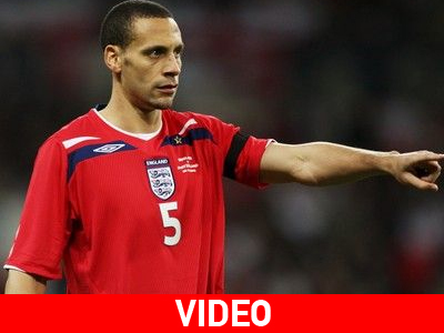 Κρεμάει τα παπούτσια του ο Rio Ferdinand;