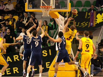 Σταθερά τρίτο το Μαρούσι, 78-65 τα Τρίκαλα