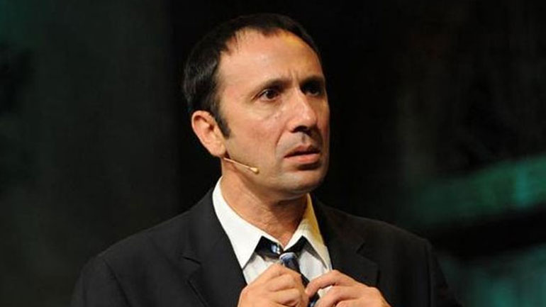 Ρένος Χαραλαμπίδης: Τι αποκάλυψε για τα χρήματα που του χρωστάνε