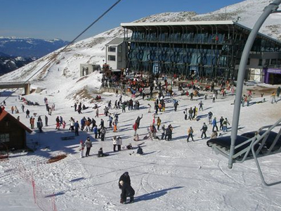 «Ανοίξαμε και σας περιμένουμε!»