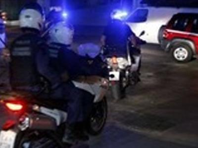 Ληστεία με πυροβολισμούς σε τράπεζα στη Νέα Μάκρη