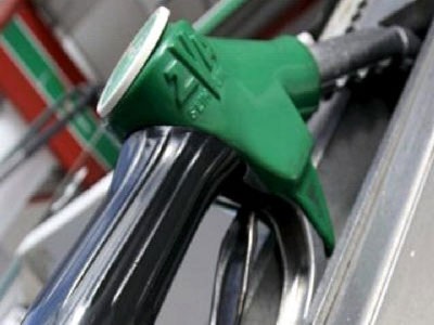 Όργια πάλι από τους βενζινάδες! Όργια πάλι από τους βενζινάδες!