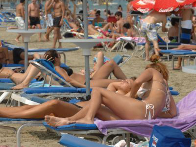 To 7% των Ρώσων τουριστών σκέφτεται να αγοράσει σπίτι στην Ελλάδα