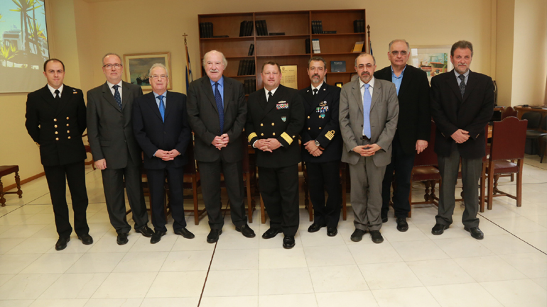 Τους κυβερνήτες των πλοίων του ΝΑΤΟ υποδέχτηκε ο Γ. Ανωμερίτης