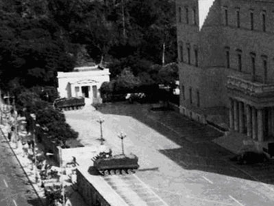 Μήνυμα ΠΑΣΟΚ για την 21η Απριλίου 1967