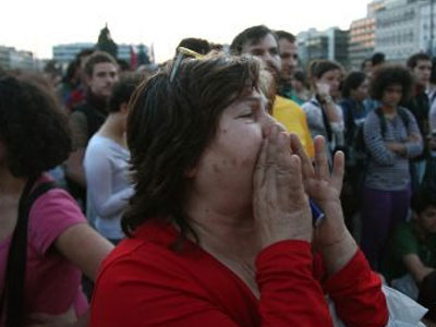 «Αλληλεγγύη στην Ελλάδα που αντιστέκεται»