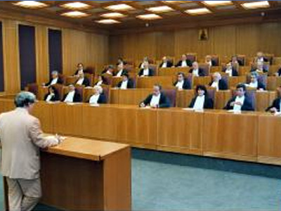 Νόμιμο κρίθηκε το Π.Δ. για τα 12 υπουργεία