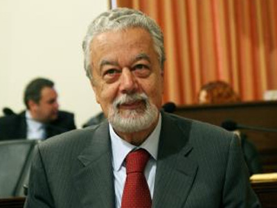 Και η αντιπρόεδρος υπάλληλος της Βουλής