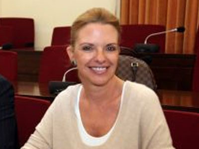 «Βολές» Ε. Βόζενμπεργκ κατά Α. Διαμαντοπούλου