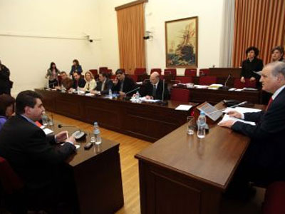Εξαίρεση βουλευτών από την Εξεταστική για το Βατοπέδι