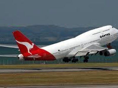 Νέα περιπέτεια με αεροσκάφος της Quantas