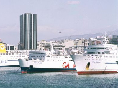 Θα αποζημιώνονται οι επιβάτες για τις καθυστερήσεις πλοίων