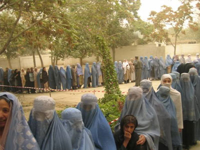 Στο 40% η συμμετοχή στις εκλογές στο Αφγανιστάν