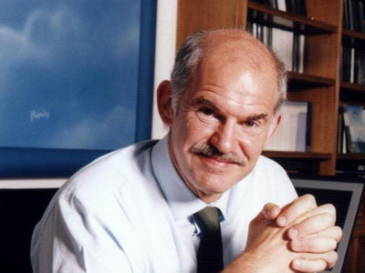 Ανακατανομή αρμοδιοτήτων σε 12 Υπουργεία