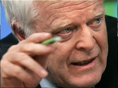 Ικανοποίηση ΕΕ για το νομοσχέδιο περί μετανάστευσης