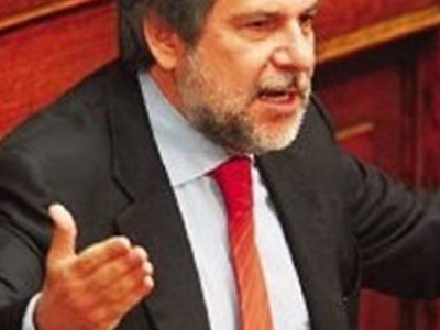 Κόντρα κορυφής στο ΠΑΣΟΚ για την τροπολογία