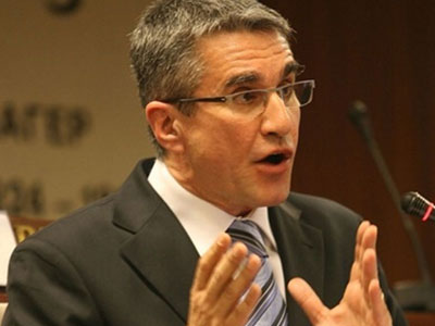 ΓΣΕΕ κατά Λοβέρδου για τις προσαυξήσεις του Σαββατοκύριακου