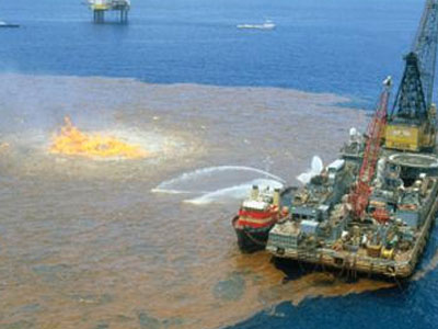 Επέστρεψε η πλωτή εξέδρα στην πετρελαιοπηγή