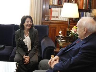 Μ. Δαμανάκη: Είμαι εδώ για να βοηθήσω