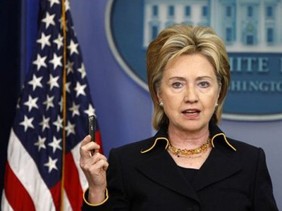 Στην Αϊτή η Χίλαρι Κλίντον