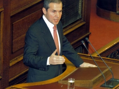 ΝΔ κατά Π. Γερουλάνου για επιχορηγήσεις