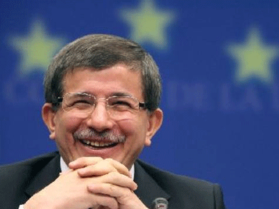 Νταβούτογλου για ελληνοτουρκικές σχέσεις