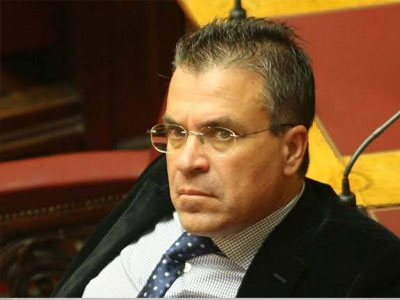 Α. Ντινόπουλος κατά Δ. Αβραμόπουλου