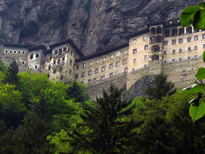 Ξανανοίγουν εκκλησίες μνημεία στην Τουρκία;