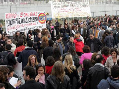 Περίπτερο της ΔΕΘ απέκλεισαν εκπαιδευτικοί