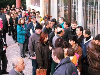 Φτωχοί το ένα τέταρτο του πληθυσμού της Ελλάδας