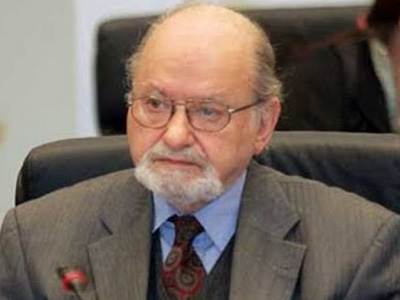 Με διάσπαση απειλεί ο Λ. Κύρκος