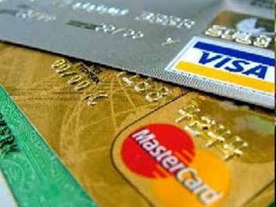 Επιβραδύνεται ακόμη περισσότερο η πιστωτική επέκταση