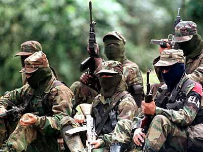 Αιματηρές συγκρούσεις στην Κολομβία Αιματηρές συγκρούσεις στην Κολομβία