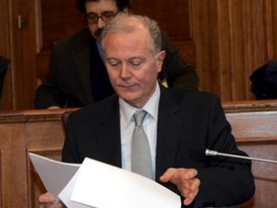 Μεγάλη συρρίκνωση της ελληνικής οικονομίας «βλέπει τώρα» η ΤτΕ