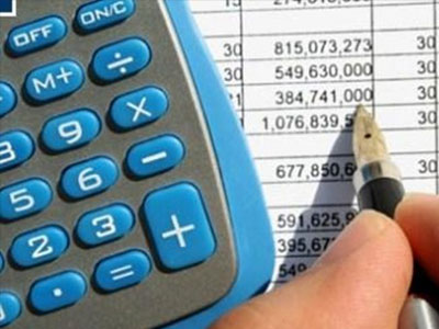 Εξετάζεται να μην αυξηθεί ο ΦΠΑ