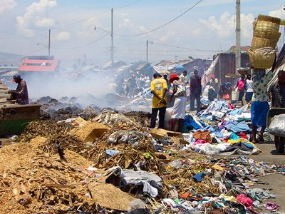 Αργεί η βοήθεια στην Αϊτή