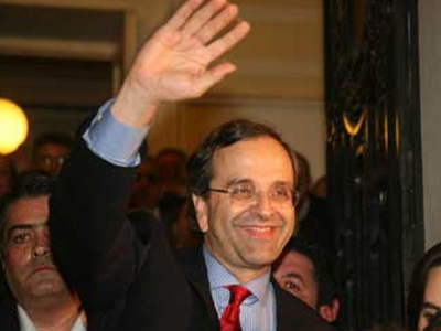 «Όχι» Σαμαρά στην πρόταση Καρατζαφέρη για εκλογές