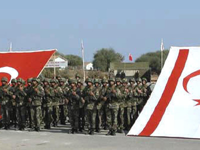 Στρατιωτική παρέλαση στα κατεχόμενα και παραβιάσεις