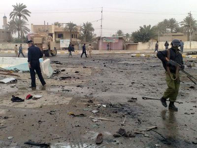 Μπαράζ βομβιστικών επιθέσεων κατά κομμάτων στο Ιράκ