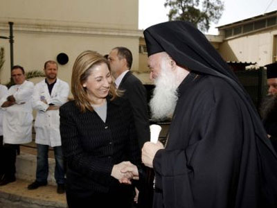 Ο Αρχιεπίσκοπος Ιερώνυμος στο νοσοκομείο «Ευαγγελισμός»