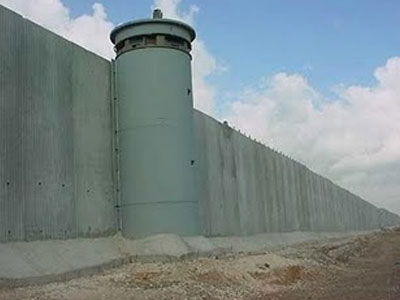 Το Ισραήλ κτίζει τείχος 240 χλμ. στα σύνορα με την Αίγυπτο.