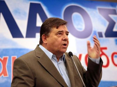 Παρέμβαση Καρατζαφέρη για τον νόμο περί Μετανάστευσης