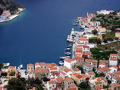 Ιστιοφόρο «κόλλησε» στο Καστελόριζο…