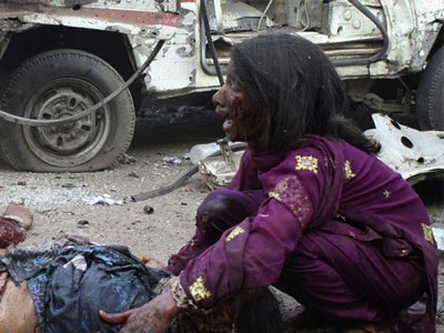 Τρεις νεκροί και 80 τραυματίες από εκρήξεις στο Ναϊρόμπι