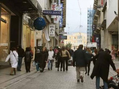 Αντιδράσεις για τη λειτουργία καταστημάτων τις Κυριακές