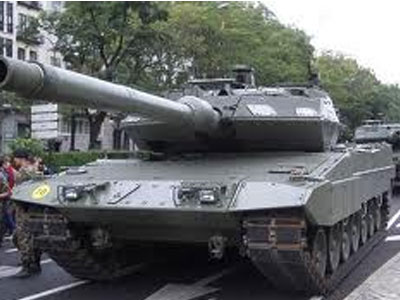 Αγορά αρμάτων μάχης από την Ισπανία